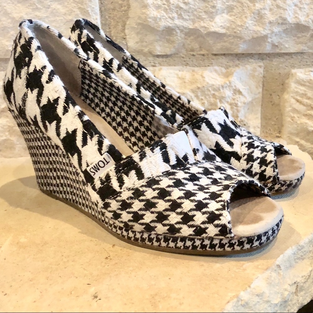 Houndstooth TOMS